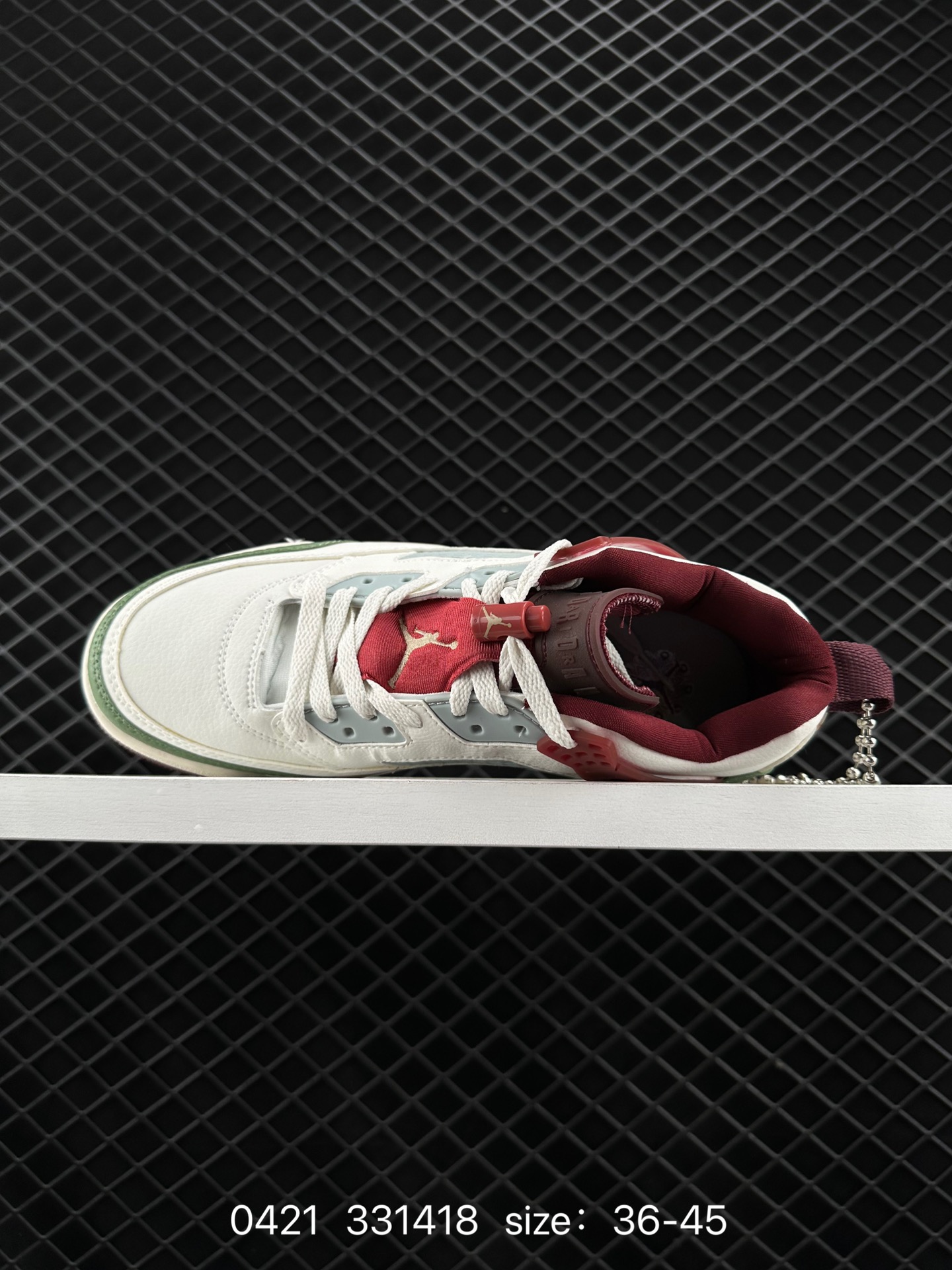 NK Jordan Spizike Low